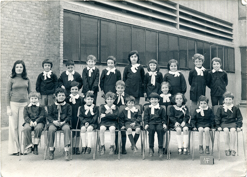 1F